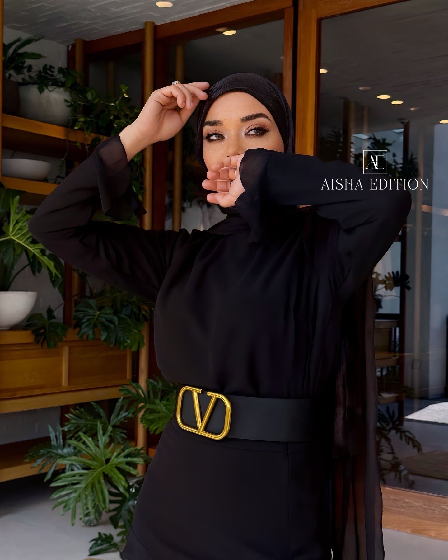 Luxury set in black