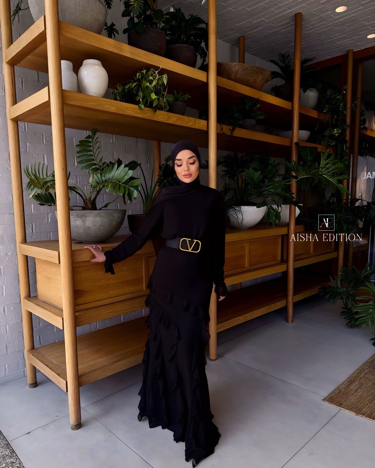 Luxury set in black