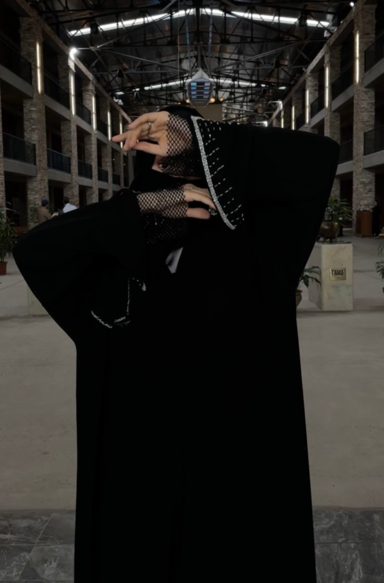 Noir Majestic Abaya