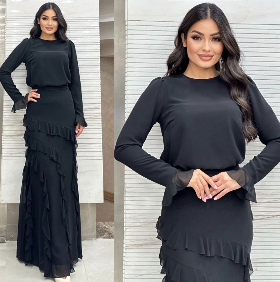 Luxury set in black