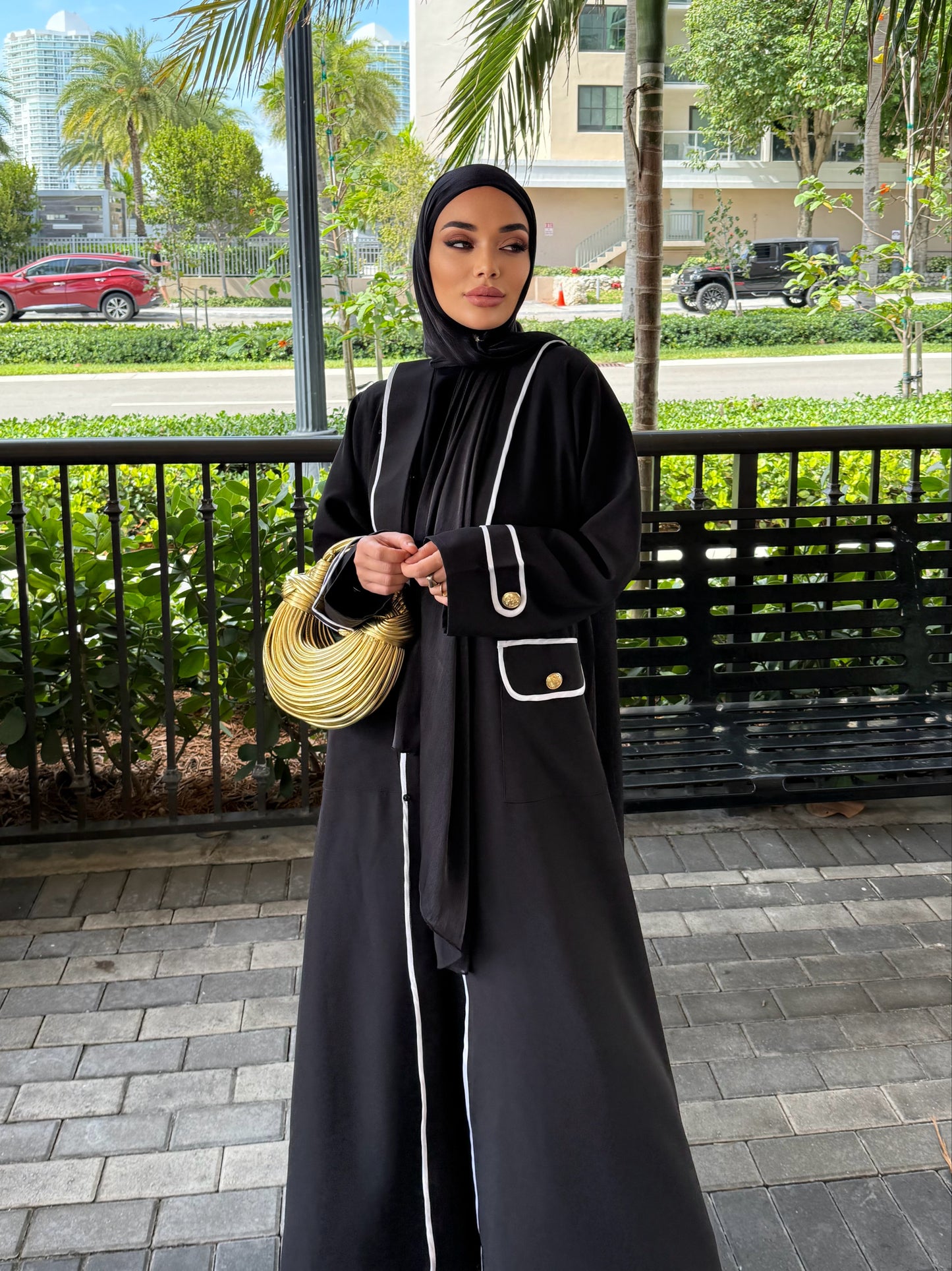 Luxurious abaya  in classic style