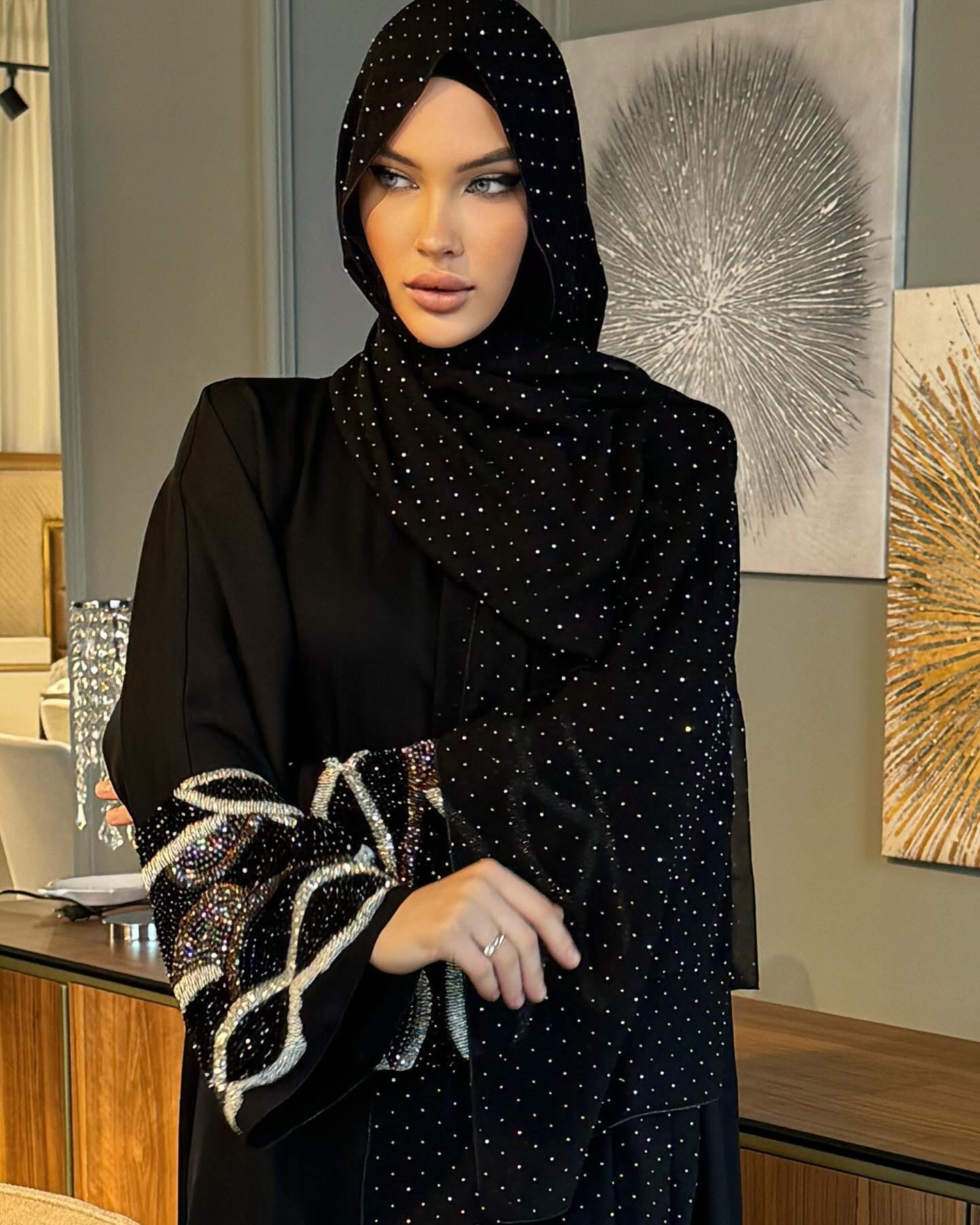 Exclusive arabic abaya